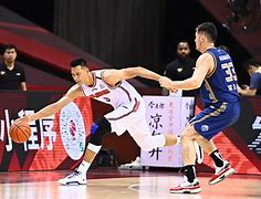 生死战夏季联赛前瞻：詹姆斯伤情更新，新疆男篮冲击连败纪录的简单介绍