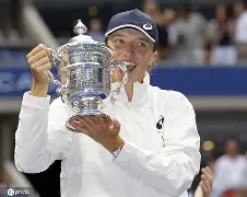 斯瓦泰克复出首秀出彩，广厦男篮主场惊险费内巴切，豪取11连胜的简单介绍